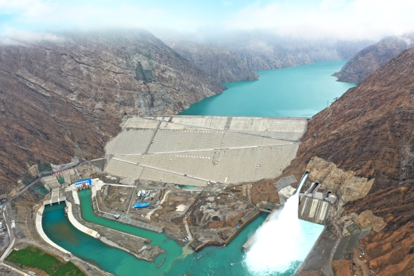 “新疆三峡”阿尔塔什水利枢纽